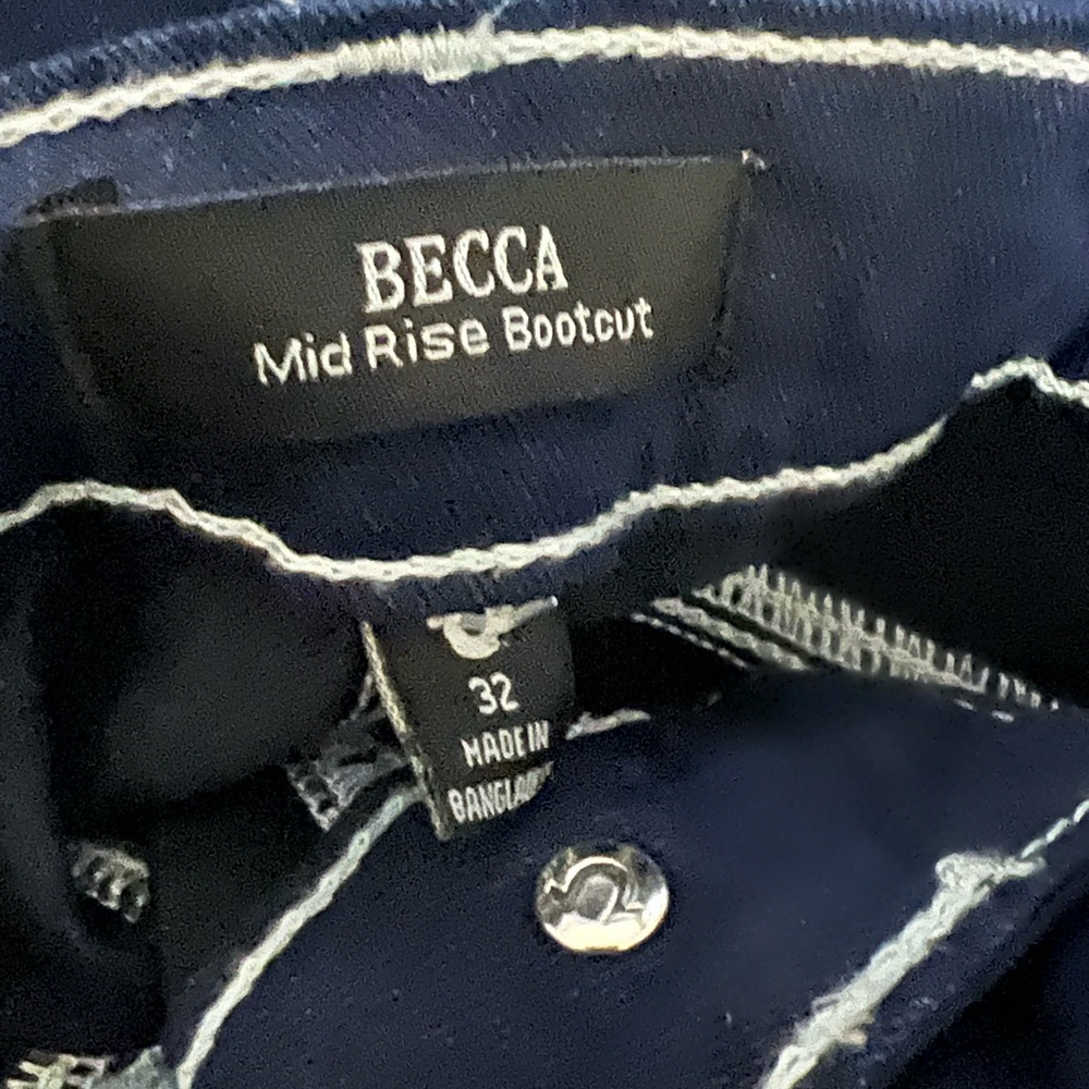 True Religion Becca MidRise Bootcut Flap Pocket Jeans 32 - Picture 4 of 5